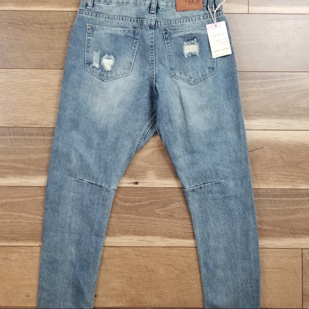 Jeans - Picture 2 of 4